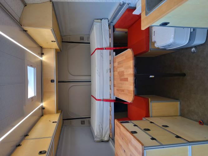 lakóautónk belseje