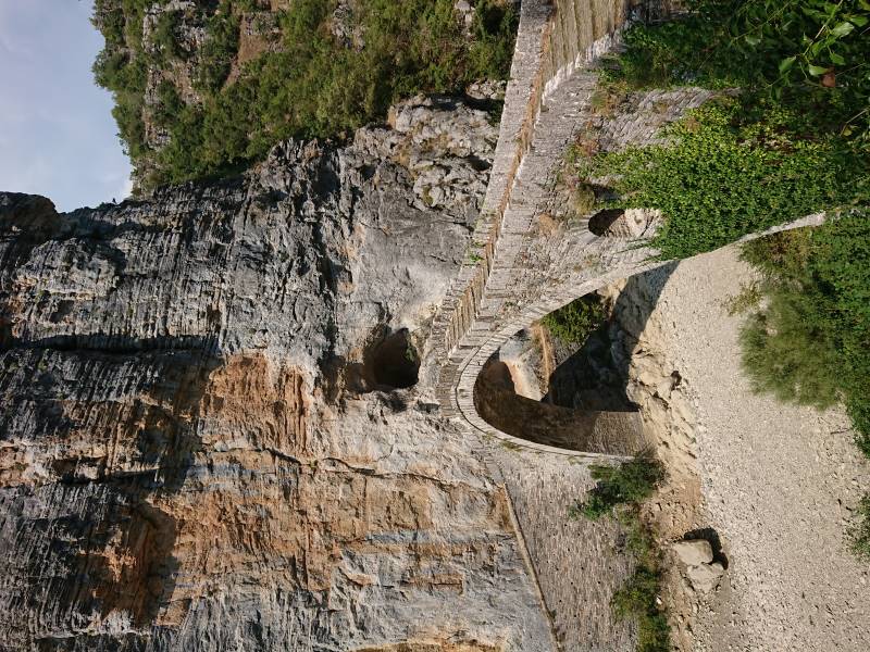 Kokkoros kőhíd, Görögország