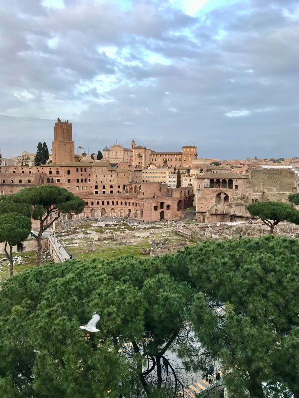 Császári Fórum, Foro Imperiali egy része - kilátás a Vittorio Emanuele II. emlékművéről