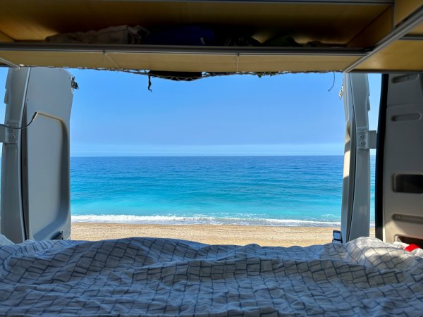 kilátás a lakóautóból, Gialos Beach, Lefkada, Görögország