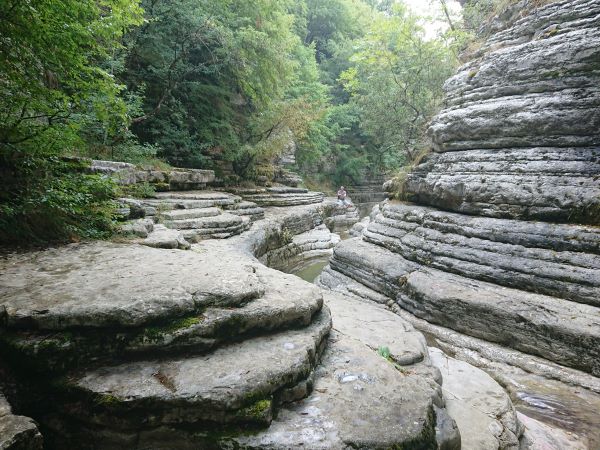Papingo természetes kőmedencék Görögország