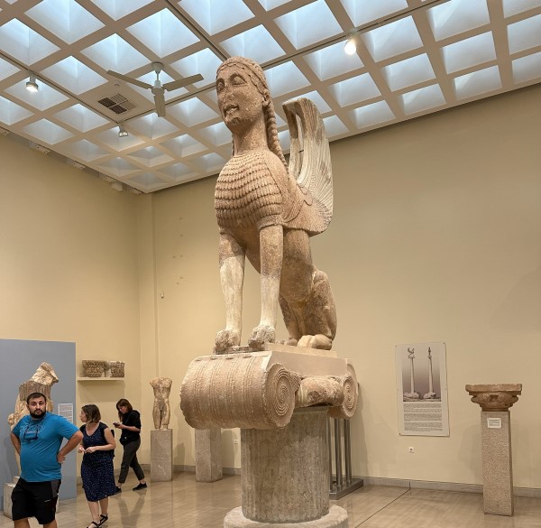 szfinx szobor, Delphoi Régészeti Park, Görögország