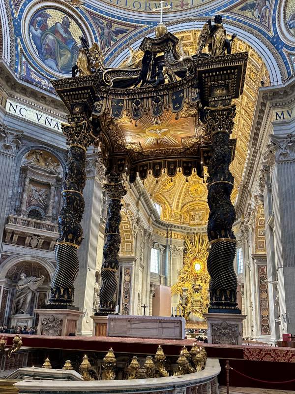 Szent Péter-bazilika, Bernini Baldachinja