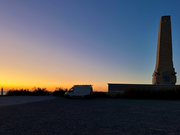 Sedülbahir település határában a brit Gallipoli csata emlékmű, Törökország